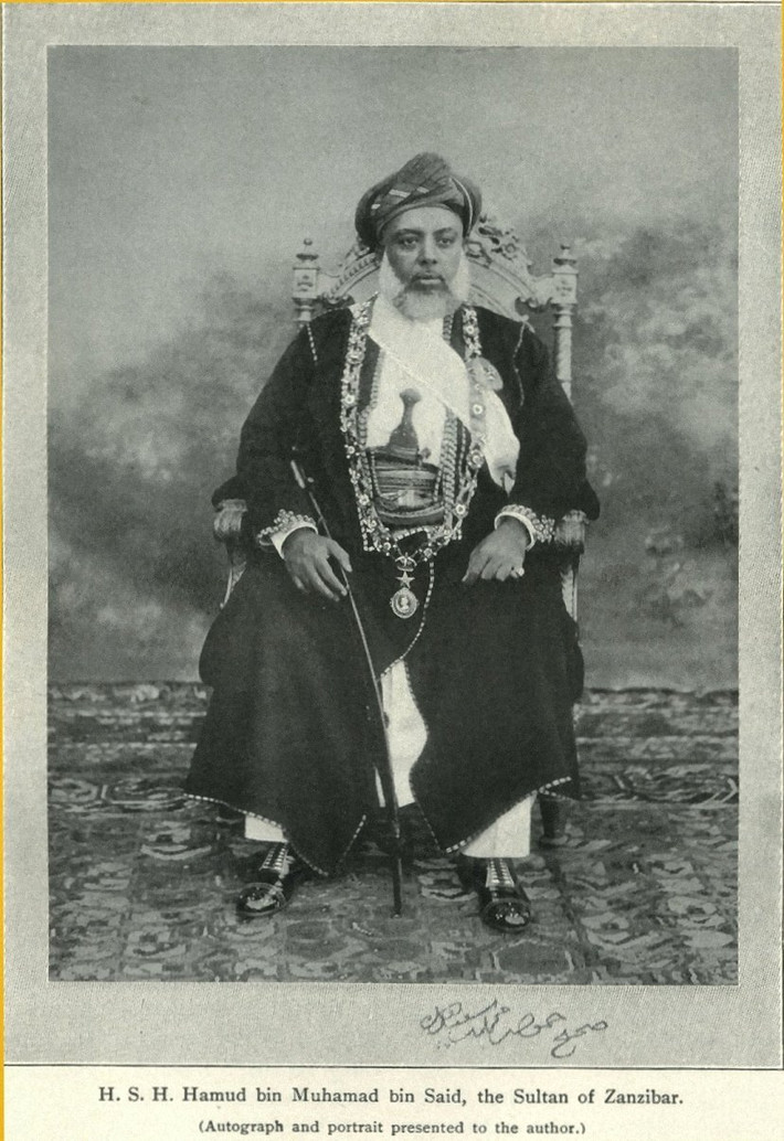 Người Anh muốn vua mới của Zanzibar là hoàng thân Hamud bin Muhammed, một người có tiếng là thân Anh lên nắm quyền. Lời từ chối của chính quyền Zanibar đã châm ngòi cho cuộc chiến.