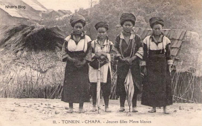 Các thiếu nữ H'Mông Trắng.