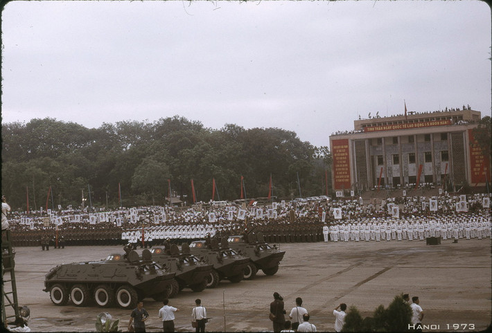 Xe thiết giáp chở quân.