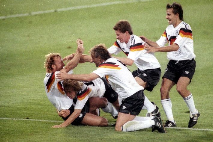 56 năm sau, Italia lại làm chủ nhà World Cup 1990. Lần này đội chủ nhà chỉ giành được vị trí thứ ba, còn nhà vô địch là Tây Đức. Ảnh: ABC.