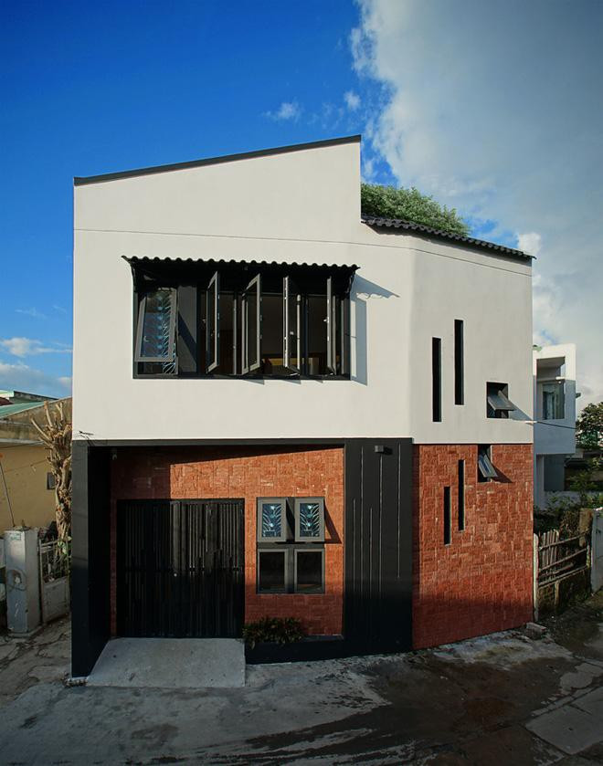Ngôi nhà có diện tích 60 m2 và được thiết kế bởi IZ Architects.