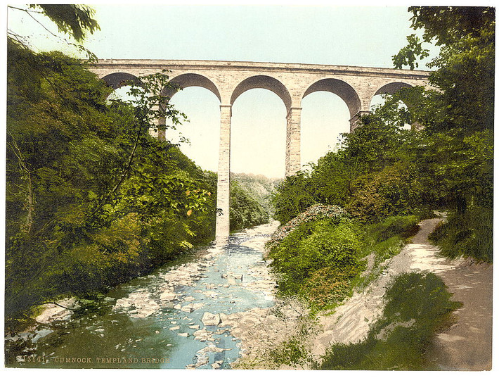 Cầu Templand gần thị trấn Cumnock. Ảnh: Photoglob Zürich AG.