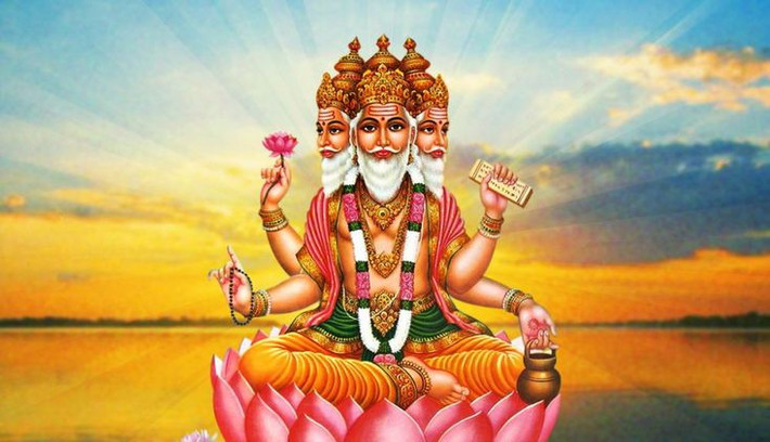  1. Brahma – Thần Sáng tạo. Brahma là một trong ba vị thần chính của tam thần (Trimurti) trong Ấn Độ giáo. Ông được xem là người sáng tạo ra vũ trụ và mọi thứ trong đó. Brahma thường được miêu tả với bốn khuôn mặt, biểu trưng cho sự thông thái và hiểu biết toàn diện về các phương hướng. Ảnh: Pinterest.