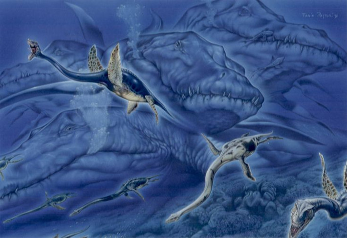 8. Có thể là nguồn cảm hứng cho truyền thuyết “quái vật hồ Loch Ness”. Hình dáng dài và cổ cao của Elasmosaurus khiến nhiều người liên tưởng đến “quái vật hồ Loch Ness” và nhiều sinh vật huyền thoại khác trong văn hóa dân gian. Ảnh: Pinterest.