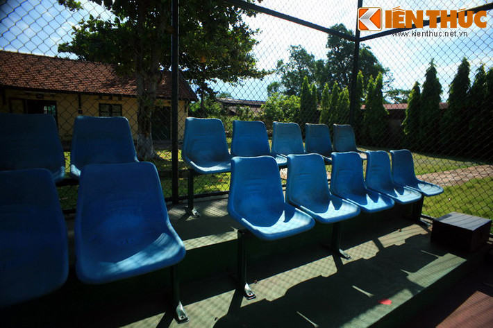 Sau năm 1945, sân tennis bị bỏ hoang và xuống cấp dần. Đến năm 2007, công trình này đã được phục hồi để phục vụ du lịch.