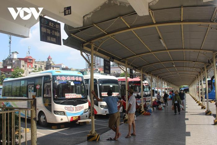Trước yêu cầu phòng, chống dịch Covid-19 cùng những diễn biến khó lường thì việc dừng các tuyến xe liên tỉnh ở một số tỉnh đang chịu ảnh hưởng của dịch là việc làm cần thiết để yếu để kiểm soát có hiệu quả tình hình dịch bệnh lây lan trong cộng đồng hiện nay.
