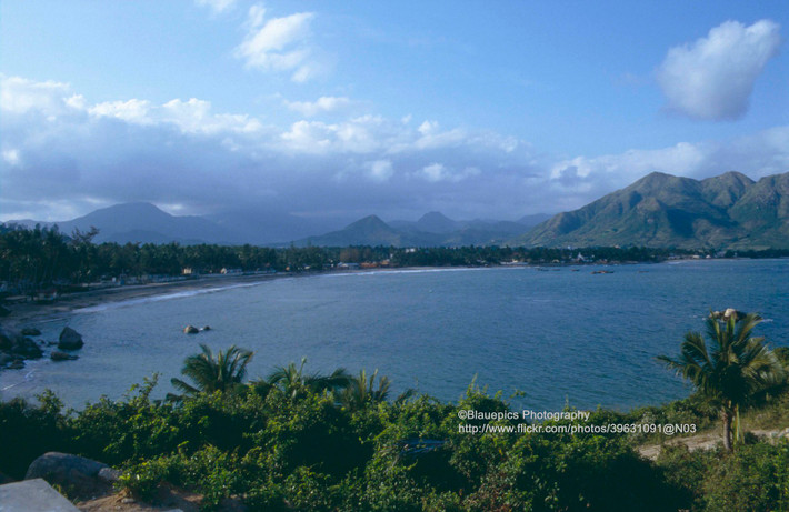 Một góc vịnh Nha Trang.