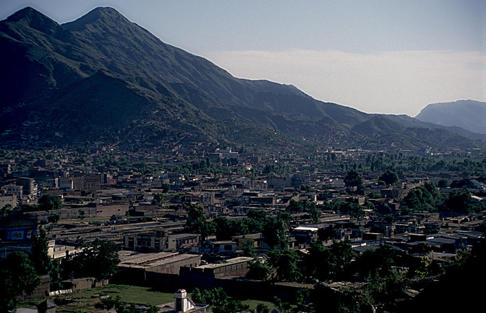 Toàn cảnh thành phố Mingora, thuộc tỉnh Khyber Pakhtunkhwa, cách thung lũng Kalam 100 km.
