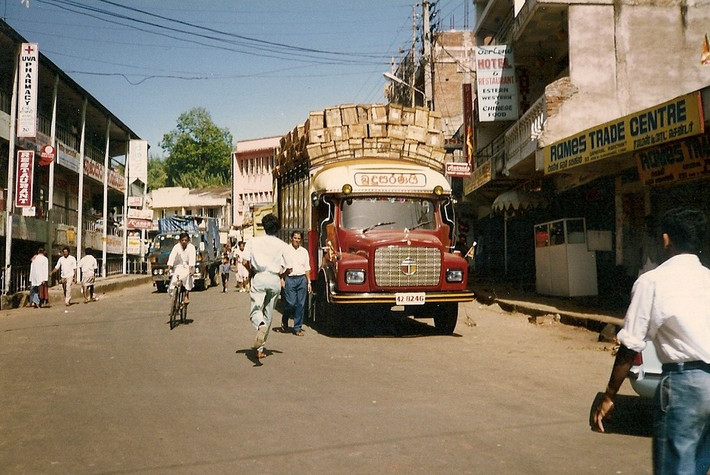 Đường phố ở thị trấn Bandarawela.