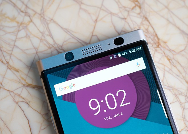 Các thông số tin đồn của BlackBerry Mercury bao gồm màn hình 4,2 inch, chip Qualcomm Snapdragon 625, RAM 3 GB, dung lượng 32 GB và pin 3.400 mAh.