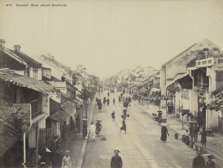 Phố Jean Dupuis, hay phố Hàng Chiếu, nhìn từ trên cao.