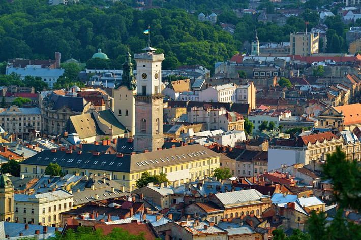 Phố cổ Lvov là trung tâm lịch sử của thành phố Lvov thuộc tỉnh Lvov, Ukraine. Đô thị cổ này là một hình mẫu nổi bật của sự hợp nhất truyền thống kiến trúc nghệ thuật của Đông Âu với các truyền thống kiến trúc nghệ thuật của Italia và Đức. Ảnh: Lonely Planet.