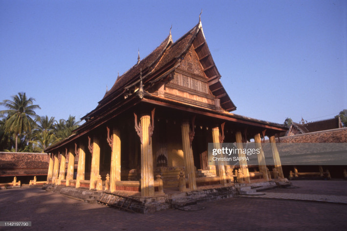 Dáng vẻ trầm mặc của chùa Wat Si Saket.