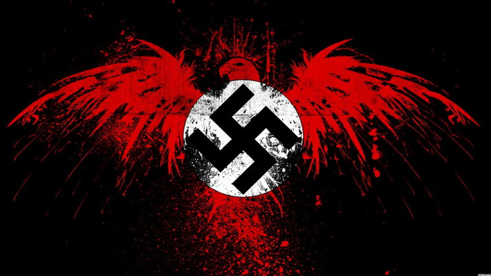 Khi trở thành người lãnh đạo Đảng Quốc Xã, Hitler đã nâng lý thuyết về “chủng tộc Aryan” lên đến mức cực kỳ phản động: “Chủng tộc Aryan là chủng tộc thượng đẳng có quyền thống trị thế giới”. Lý thuyết này dựa trên nền tảng của học thuyết Darwin - xã hội, một học thuyết chủ trương áp dụng nguyên lý đấu tranh sinh tồn của Darwin vào trong xã hội loài người.