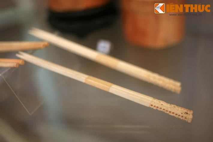 Đũa ngà, đầu thế kỷ 21.