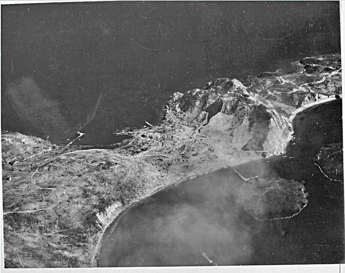Ngày 26/2/1945, khi tái chiếm đảo Corregidor của Philippines từ tay quân Nhật, người Mỹ đã hứng chịu thiệt hại nặng nề khi một kho đạn trên đảo đã bị tàn binh Nhật cho nổ tung trong một hành động được coi là tự sát tập thể.