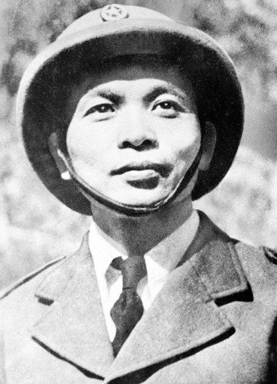 Đại tướng Võ Nguyên Giáp cũng là vị Tổng tư lệnh quân đội đầu tiên và duy nhất trong lịch sử Quân đội Nhân dân Việt Nam. Sau năm 1975, trước bối cảnh mới, Bộ Tổng tư lệnh Quân đội Nhân dân Việt Nam giải thể nên cũng không còn chức vụ Tổng tư lệnh.