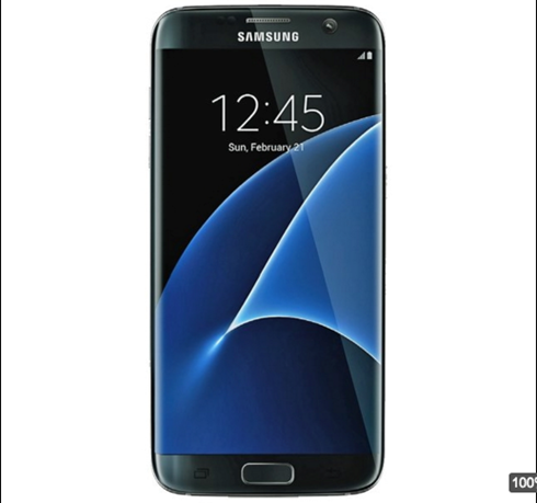 Như đồn đoán, Galaxy S7 và S7 Edge không quá khác so với Galaxy S6 và S6 Edge của năm ngoái. Tuy nhiên, trong khi Galaxy S7 có thể giữ nguyên kích thước màn hình 5,1 inch của S6, Galaxy S7 Edge lại có kích thước là 5,5 inch, kết xuất đồ hoạ của nó dường như ủng hộ thông tin này. Ảnh: Galaxy S7 Edge.