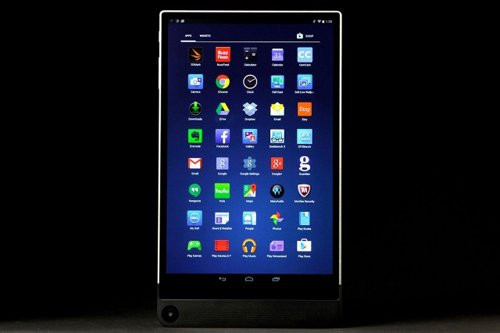 Dell Venue 8 7000 Series (300 USD – 6,8 triệu đồng) hoặc Dell Venue 10 7000 Series (400 USD – 9 triệu đồng). Nếu người mua là một fan hâm mộ Android và không thích sử dụng màn hình lớn như Nexus 9 thì Venue 8 7000 Series của Dell là một lựa chọn không tồi. Sở hữu thiết kế cuốn hút như iPad, sản phẩm được cung cấp sức mạnh bởi chip Intel và sở tích hợp camera chất lượng. Màn hình 8,4 inch với độ phân giải 2.560 × 1600 pixel cùng cạnh bezel hứa hẹn sẽ đem lại sự hài lòng cho mọi khách hàng.