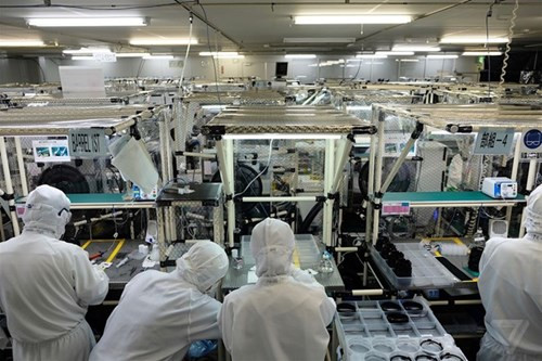 Bên cạnh sản xuất máy ảnh, nhà máy Taiwa cũng là nơi cho ra đời những ống kính danh tiếng của Fujifilm.