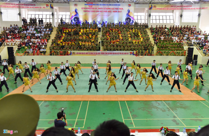 Liên hoan Dân vũ, Nhảy cổ động của sinh viên các học viện, trường công an khu vực phía Bắc năm 2017 diễn ra tại Học viện An ninh Nhân dân (Hà Nội) chiều 22/4.
