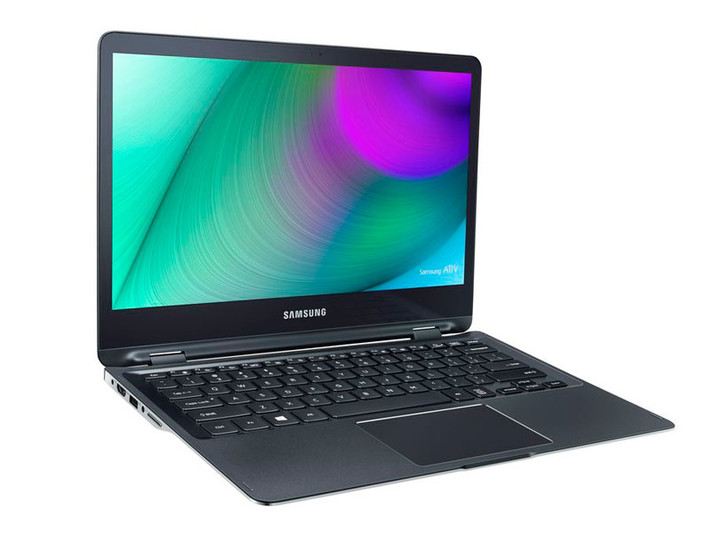 Giống như những chiếc laptop lai máy tính bảng khác, Samsung Ativ Book 9 Pro cũng có phần bản lề khá linh hoạt giúp người dùng có thể xoay, gập máy một cách dễ dàng.