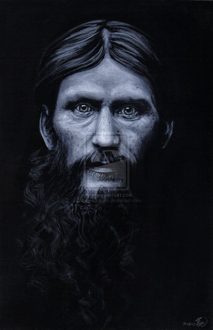 Đầu tiên, những người mưu sát Rasputin đã đưa cho ông ta thức ăn và rượu vang tẩm chất độc xyanua. Khi Rasputin không phản ứng với chất độc, họ đã bắn ông ta ở cự ly gần và để mặc cho ông ta chết.