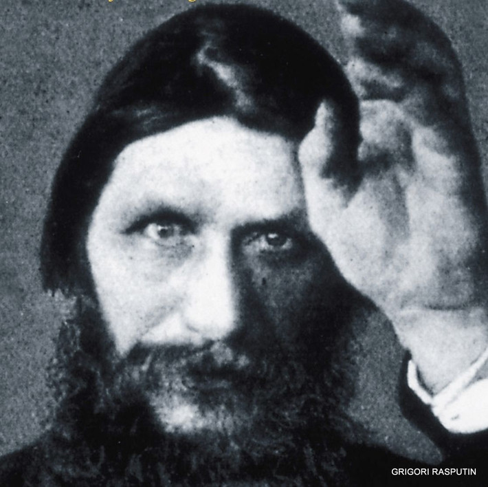 Dưới bàn tay của Rasputin, nạn tham nhũng và bất ổn xã hội đã tồn tại lâu đời ở nước Nga ngày càng trở nên trầm trọng. Trong hoàng tộc có nhiều người tin rằng ông ta đang âm mưu tạo lập hòa ước riêng với người Đức để thâu tóm ngai vàng.