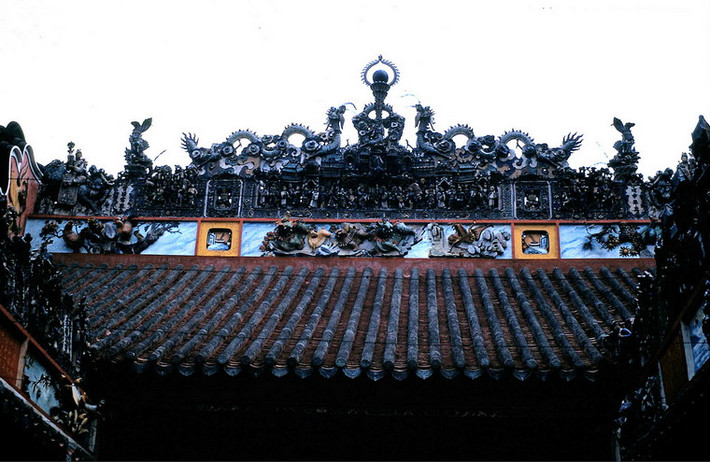 Chùa Bà Thiên Hậu (Tuệ Thành Hội Quán) ở Chợ Lớn.