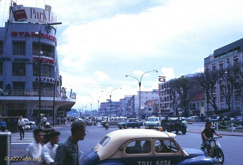 Thương xá Tax năm 1969.