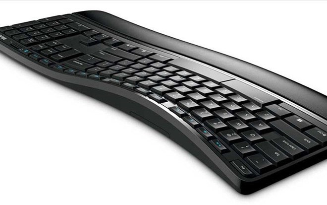 Đúng như tên gọi Comfort Keyboard, chiếc bàn phím này rất tiện lợi trong sử dụng. Giá của Comfort Keyboard là 360 USD