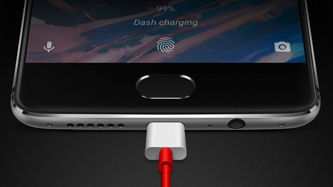 5. Nút cảm ứng điện dung chuyên dụng. Ngoài nút Home và máy quét vân tay, OnePlus 3 còn được trang bị 2 nút điện dung mà bạn có thể thiết lập một nút với chức năng "back" và một nút cho các thao tác đa nhiệm rất tiện lợi.