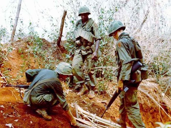 "Anh Cả Đỏ" trong một chiến dịch ở miền Đông Nam Bộ.