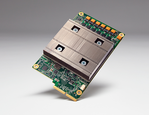 Tensor Processing Unit. TPU không phải là ứng dụng mà là phần cứng, bộ xử lý được thiết kế chuyên dụng cho các trung tâm dữ liệu của Google. TPU chính là nguồn sức mạnh của máy tính AlphaGo từng đánh bại nhà vô địch cờ vây Go là Lee Sedol và những bộ xử lý này tốt hơn GPU và CPU về khả năng học máy.