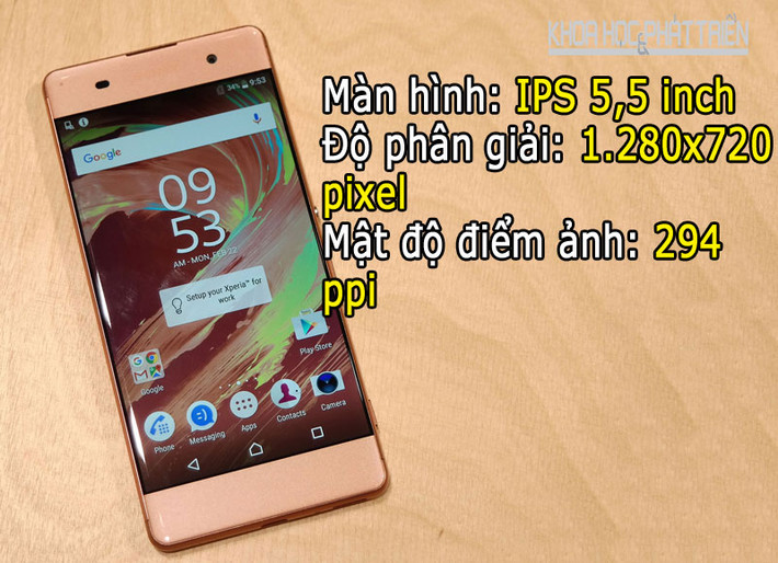 Màn hình của Xperia XA sử dụng công nghệ Mobile Bravia Engine 2, được phủ lớp kính chống xước, vát cong 2,5D.