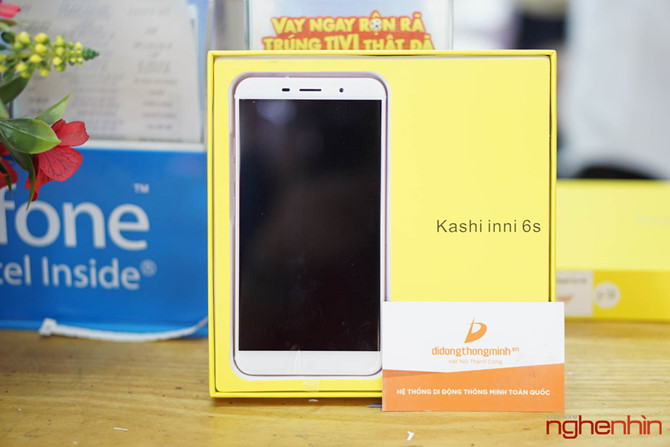 ặc biệt là smartphone này có viên pin dung lượng cao tới 4.500mAh, lọt vào top điện thoại pin “khủng”.
