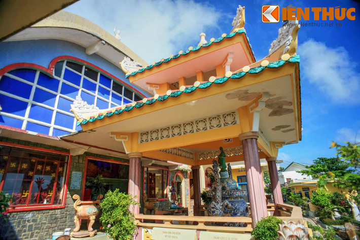 Đây được coi là một trong những ngôi chùa đẹp nhất ở Vũng Tàu với những đường nét kiến trúc truyền thống kết hợp hài hòa với hiện đại.