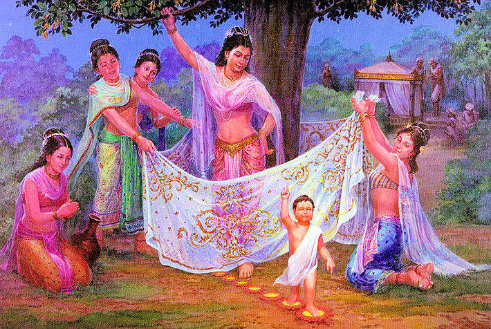 Trong Phật giáo, khi sinh ra, Đức Phật đã bước 7 bước, nở ra 7 đóa sen.