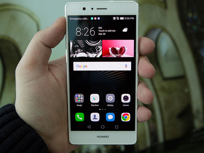 ích thước và trọng lượng của máy vẫn chưa được Huawei hé lộ.Huawei P9 Lite được trang bị màn hình IPS với kích thước 5,2 inch, độ phân giải Full HD (1.920x1.080 pixel), mật độ điểm ảnh 424 ppi.