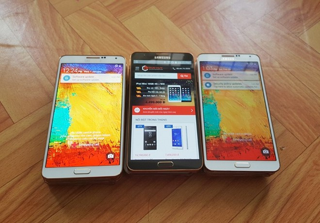 Samsung Galaxy Note 3. Samsung Galaxy Note 3 được trang bị vi xử lý Exynos 5420 8 nhân, tốc độ xung nhịp 1,9 Ghz, RAM 3 GB mạnh mẽ, bộ nhớ trong 32 GB, thẻ nhớ 64 GB, pin 3.200 mAh, hỗ trợ bút S Pen tiện lợi, mang lại những trải nghiệm tốt cho người dùng. Ấn tượng trên Note 3 còn đến từ màn hình Super AMOLED 5,7 inch Full HD 1.920 x 1.080 pixel, cho mật độ điểm ảnh 386 pixel, cấu trúc Diamond Pixels, hiển thị sắc nét, góc rộng. Máy đồng thời mang đến bộ đôi camera 13 MP và 2 MP.