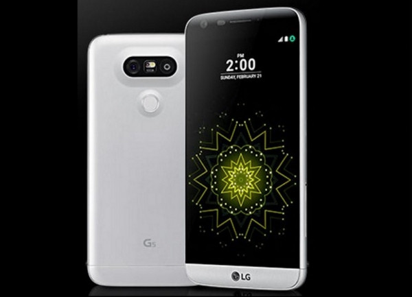 LG cho phép người dùng chụp cùng lúc cả hai camera sau hoặc lựa chọn một trong hai. Trong thực tế thì có lẽ hầu hết ảnh chụp từ LG G5 sẽ chỉ chụp từ một camera. Để giúp bạn đọc dễ dàng nhận thấy sự khác nhau giữa hai camera của LG G5, chúng tôi đã tiến hành chụp thử một số ảnh ở môi trường ngoài trời, trong nhà và thiếu sáng.