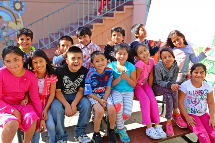 Tại các nước theo văn hóa La-tinh như Tây Ban Nha, Mexico, Argentina, Ecuador..., ngày Thiếu nhi là ngày chủ nhật thứ 2 trong tháng 8, gọi là ngày Día del Niño. Brasil tổ chức ngày Thiếu nhi chung với ngày Đức Mẹ Aparecida, thánh mẫu bảo hộ của đất nước, cũng là ngày nghỉ lễ chính thức (ngày 12/10). Ảnh: GoFundMe.