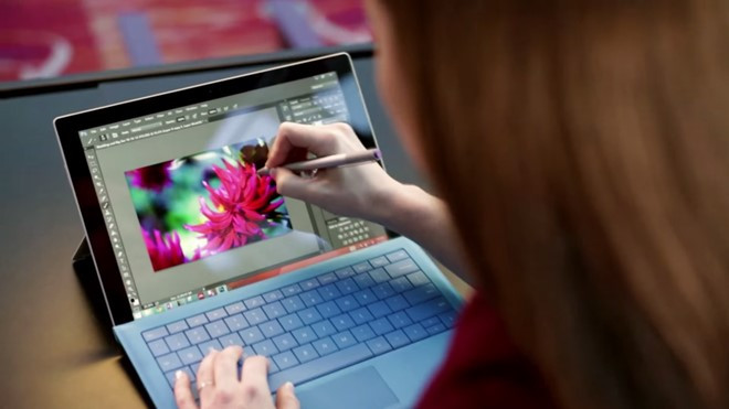 Những lần ra mắt hệ điều hành tiếp theo của Microsoft gồm Windows Vista, Windows 7 và Windows 8 đều không gây được dấu ấn với anh cho đến khi Windows 10 công bố. Matt chia sẻ: “Tôi khá ấn tượng với cách thức nhập dữ liệu mới trên Windows thông qua màn hình cảm ứng. Điều này giúp việc quản lý các tác vụ dễ dàng hơn rất nhiều”.