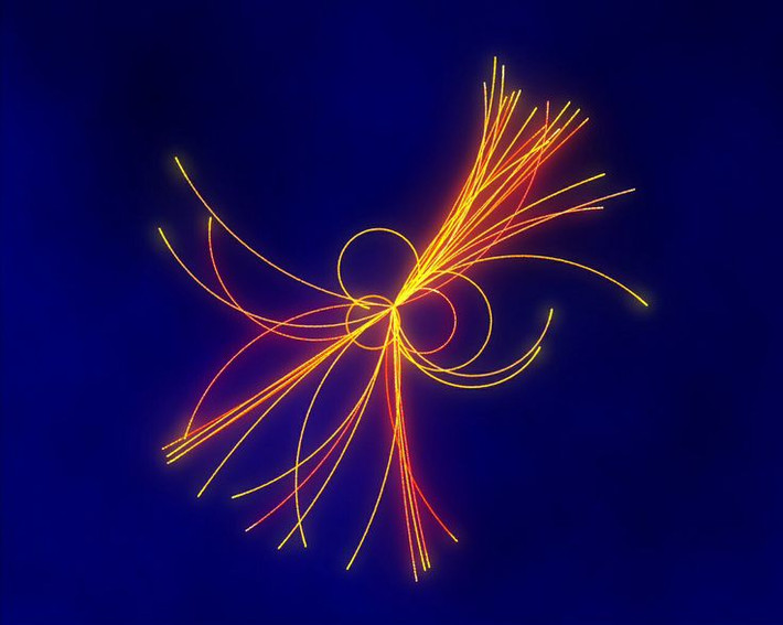 Boson Higgs giúp các hạt có khối lượng. Boson Higgs, được phát hiện vào năm 2012 tại CERN, đóng vai trò quan trọng trong việc cung cấp khối lượng cho các hạt cơ bản thông qua cơ chế Higgs. Ảnh: Pinterest.