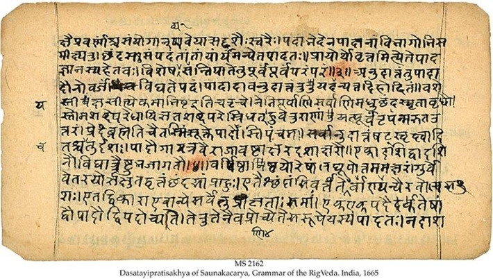 2. Được truyền miệng qua nhiều thế hệ. Trước khi được viết, Rig Veda đã được lưu truyền qua các thế hệ bằng phương pháp truyền miệng, thông qua trí nhớ và ngữ điệu phức tạp của các thầy tu Vedic. Ảnh: Pinterest.