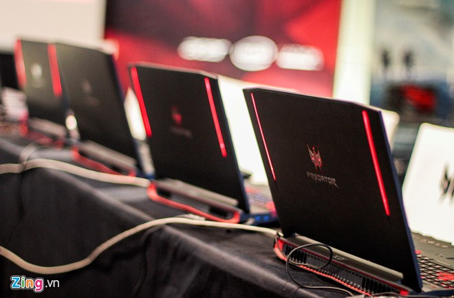 Predator là thương hiệu laptop chơi game cao cấp nhất của Acer. Cả 2 phiên bản 15 và 17 inch của laptop RAM 32 GB này sẽ bán chính hãng tại Việt Nam từ 18/3.
