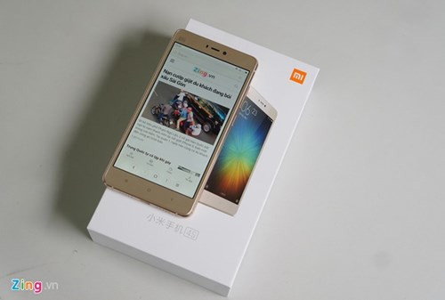 Mi 5 được trang bị cấu hình mạnh mẽ với chip Snapdragon 808 - dòng chip cao cấp năm ngoái, RAM 3 GB kèm dung lượng lưu trữ trong 64 GB. Ở chế độ sử dụng thông thường, RAM trống của máy khoảng 1,3 - 1,4 GB.