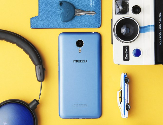 1. Meizu M1 - Giá bán: 220 USD (4,8 triệu đồng). Meizu M1 là một trong những mẫu smartphone Trung Quốc vỏ kim loại có giá cả phải chăng nhất hiện nay. Chiếc điện thoại này có thiết kế tinh tế, chip xử lý Helio X10 mạnh mẽ nhất của MediaTek, màn hình 5,5 inch Meizu Blue Charm Metal và thậm chí là cả một máy quét vân tay không kém gì iPhone của Apple.