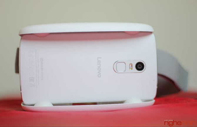 Lenovo ANTVR hiện chỉ tương thích với 3 mẫu Vibe X3, A7010 và A6010 Plus.
