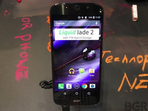 Acer đã ra mắt hai chiếc smartphone mới là điện thoại Acer Liquid Jade 2 và Liquid Zest. Đây là hai chiếc smartphone được Acer tập trung vào khả năng hiển thị hình ảnh với công nghệ màn hình AMOLED, cũng như khả năng chụp ảnh và quay phim với camera 21MP có thể quay phim 4K.